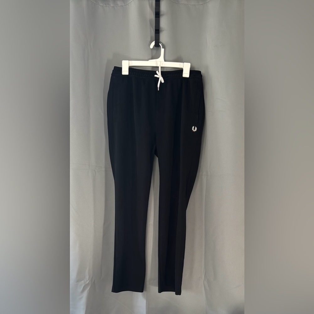 Fred Perry Black jacket and Sweatpants tracksuit - Picture 2 of 2